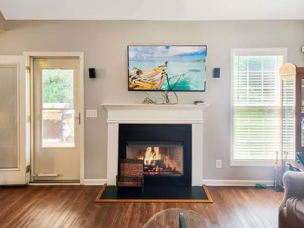 3495 Oak Creek Dr, Clarksville, TN 37040