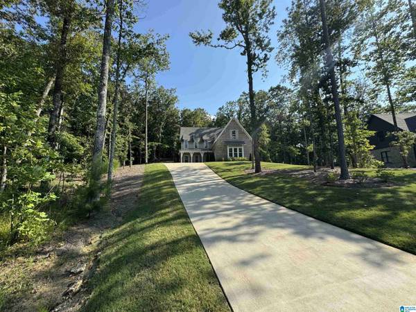 708 HICKORY HOLLOW, Chelsea, AL 35043