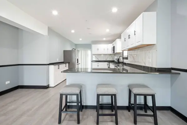 1114 N Austin Boulevard, Oak Park, IL 60302