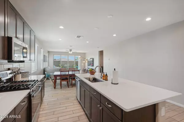 17823 W BAJADA Road, Surprise, AZ 85387