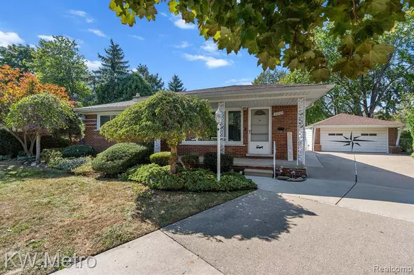 21205 CRANE Court, St. Clair Shores, MI 48081