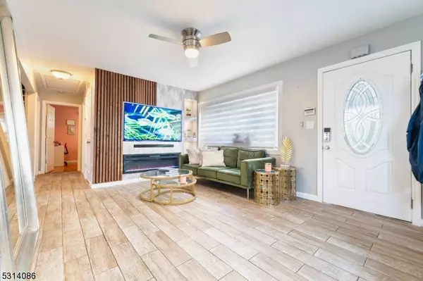 38 Harned Ave, Woodbridge Twp., NJ 08861