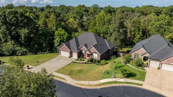 502 Sims Dr, Bentonville, AR 72712