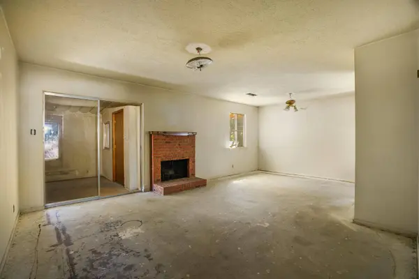 1708 KIRBY ST NE, Albuquerque, NM 87112