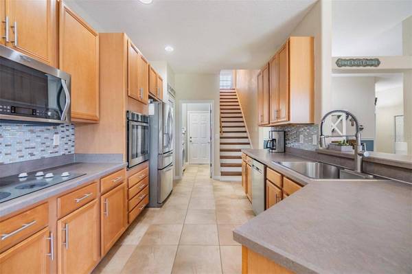 10717 BANFIELD DR, Riverview, FL 33579