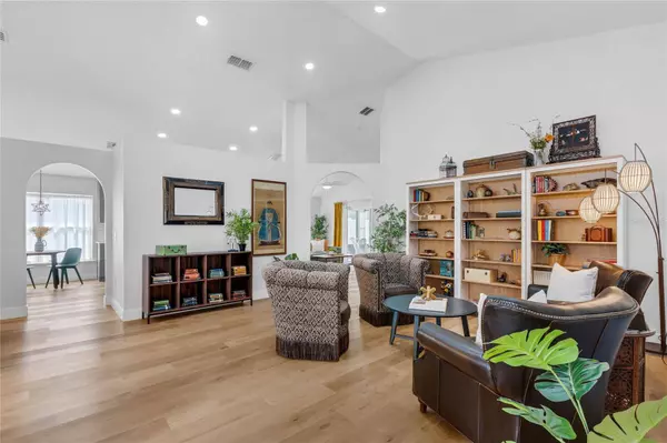 325 REGENCY ST, Davenport, FL 33896