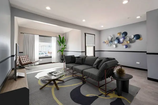 1114 N Austin Boulevard, Oak Park, IL 60302