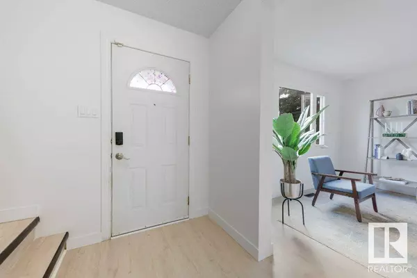 13c callingwood CO NW, Edmonton, AB T5T 0H5