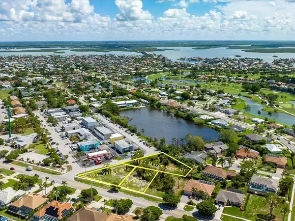 395 Bald Eagle DR, Marco Island, FL 34145