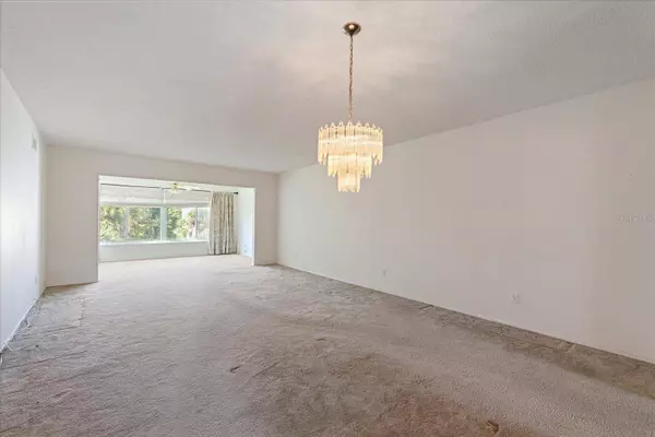 2470 RHODESIAN DR #48, Clearwater, FL 33763