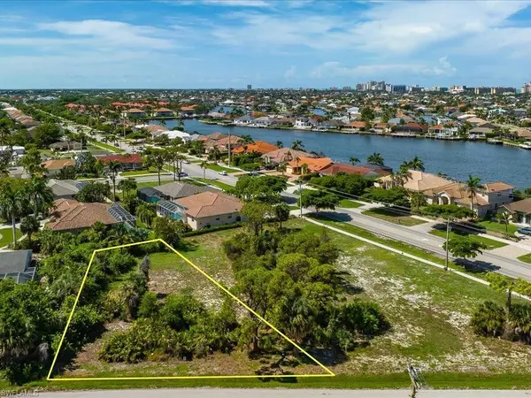 1127 Marco Lake DR, Marco Island, FL 34145