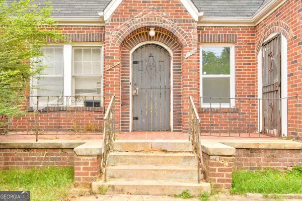 1373 Martin Luther King Jr DR NW, Atlanta, GA 30314