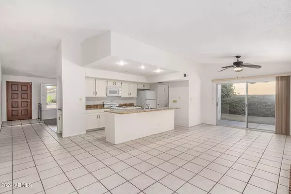 4501 E FRIESS Drive, Phoenix, AZ 85032