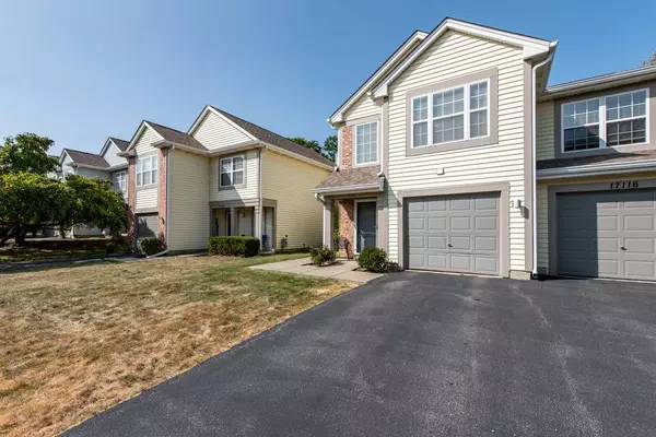 17122 W Cunningham Court #4B, Libertyville, IL 60048