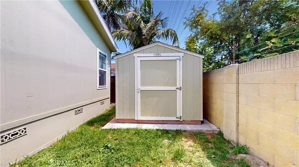 3595 Santa Fe AVE #209, Long Beach, CA 90810