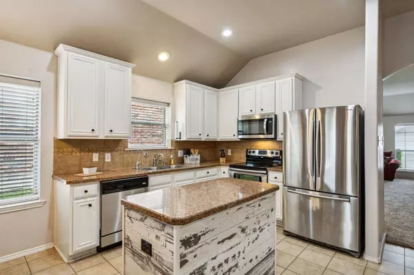 1213 Angelina Drive, Princeton, TX 75407