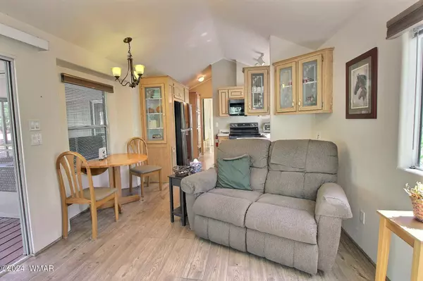 6886 Forest Ave., Space 97, Lakeside, AZ 85929