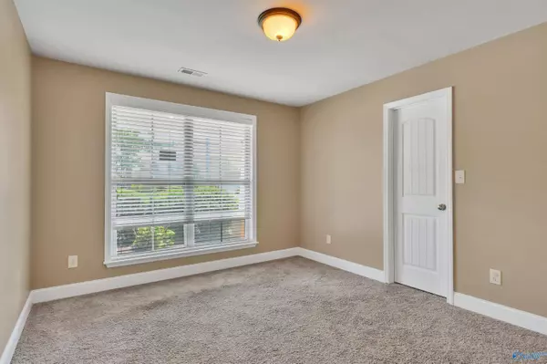 209 High Green Drive, Madison, AL 35757