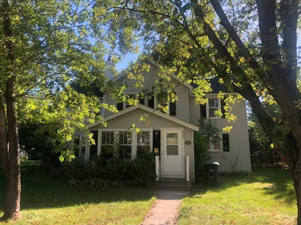 409 4th ST SE, Little Falls, MN 56345