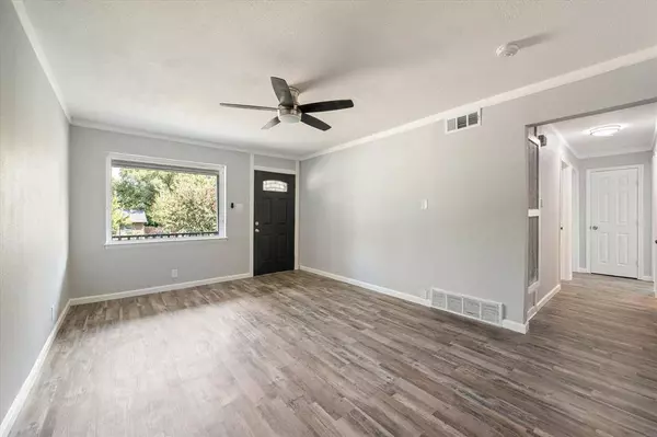 521 22nd Street, Grand Prairie, TX 75050