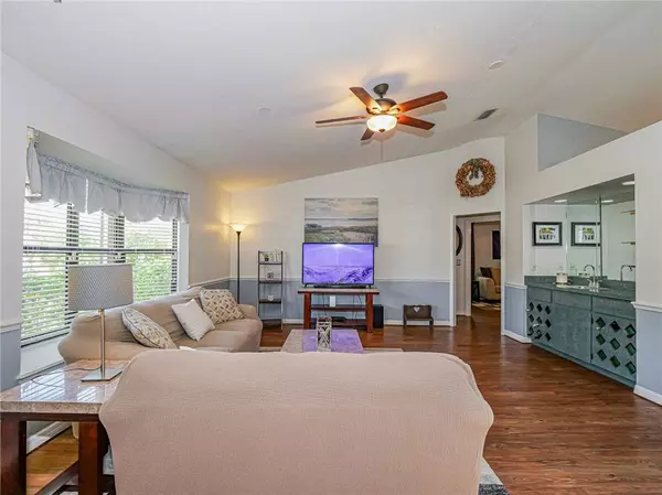 375 10th ST SW, Vero Beach, FL 32962