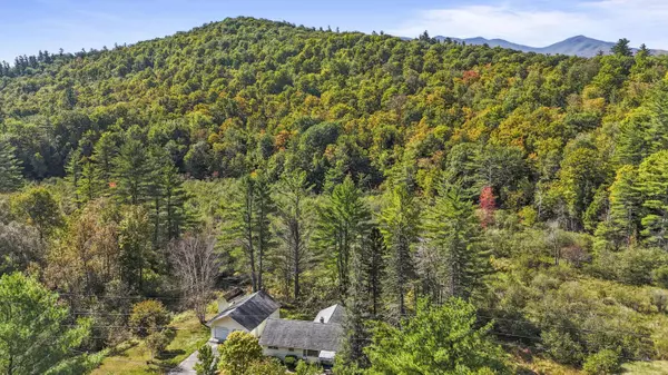 10777 NYS Route 9N, Keene, NY 12942