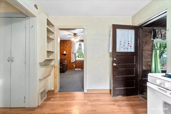 1138 S Lincoln AVE, Montgomery, IL 60538