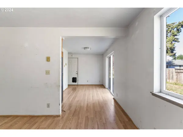 4241 MARCUM LN, Eugene, OR 97402