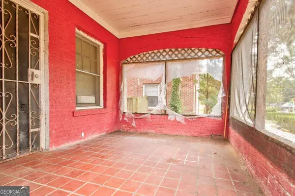 1373 Martin Luther King Jr DR NW, Atlanta, GA 30314