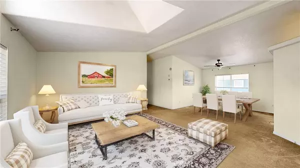 3595 Santa Fe AVE #209, Long Beach, CA 90810