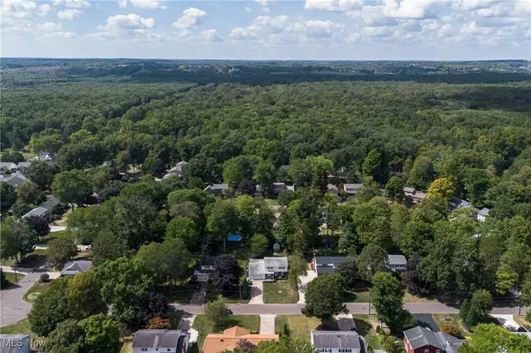8062 Deerpath DR, Boardman, OH 44512