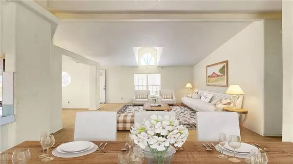 3595 Santa Fe AVE #209, Long Beach, CA 90810