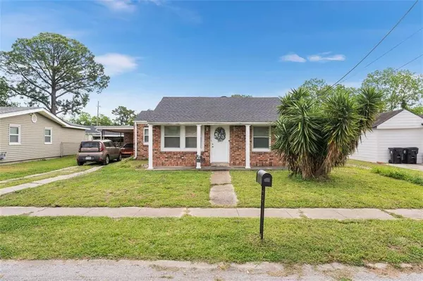 4801 GALLIER DR, New Orleans, LA 70126