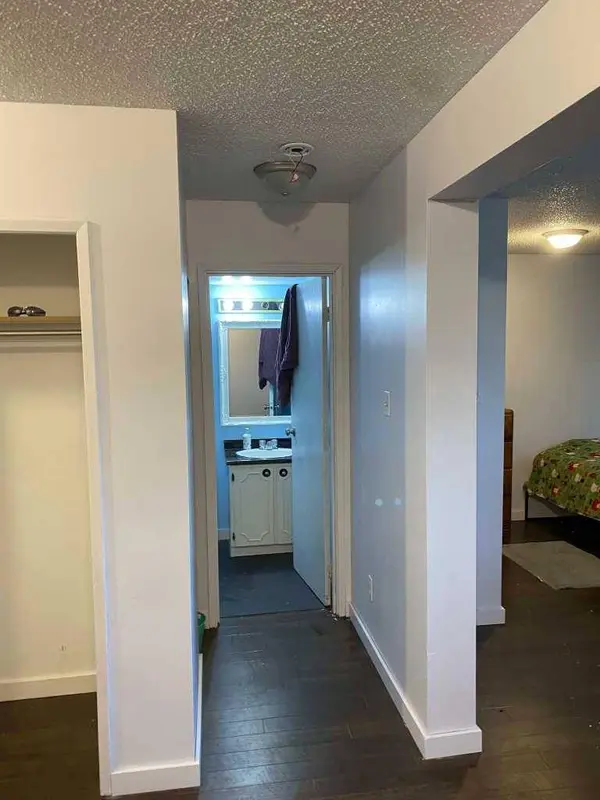 295 Columbia BLVD W #109B, Lethbridge, AB T1k 4B8