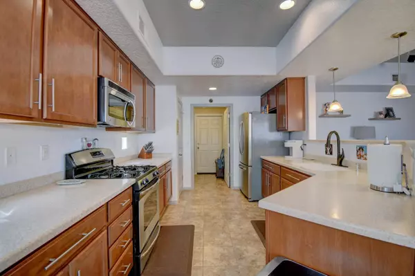 6275 AZALEAS RD NW, Albuquerque, NM 87114