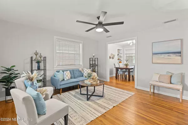 5320 POPPY DR, Jacksonville, FL 32205