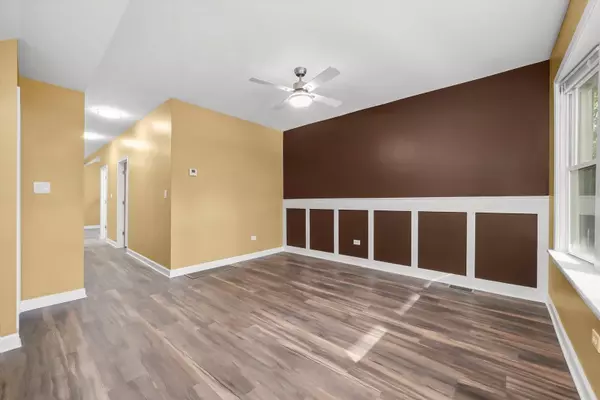 10604 S STATE ST, Chicago, IL 60628