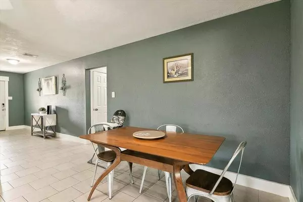 307 Martin AVE, Bridge City, TX 77611