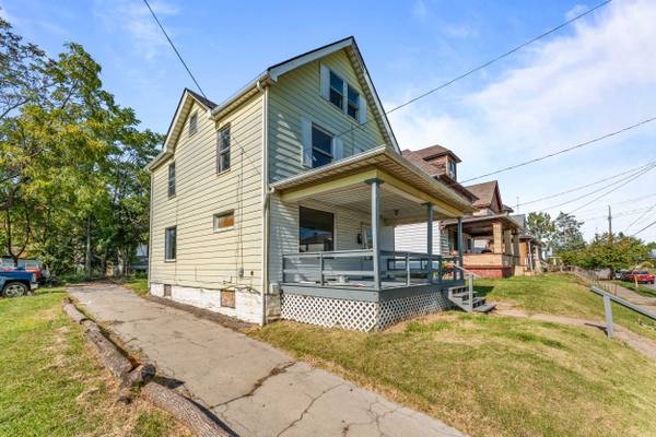 929 Winslow Ave, New Castle, PA 16101-4431