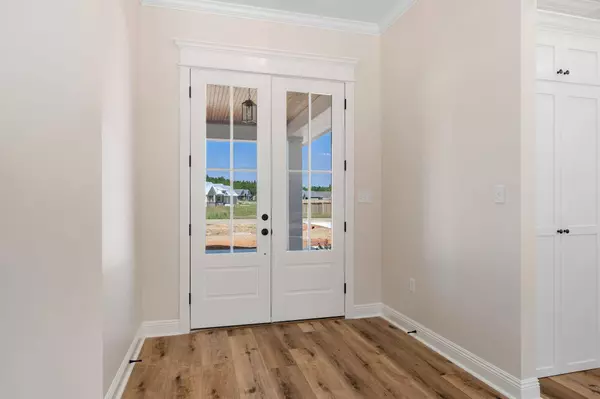 12 Redmont Dr., Sumrall, MS 39482