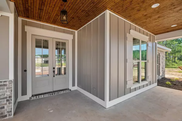 12 Redmont Dr., Sumrall, MS 39482