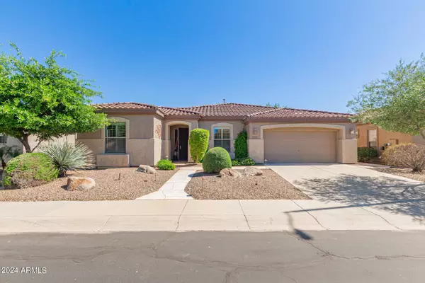 4137 E SOURWOOD Drive, Gilbert, AZ 85298