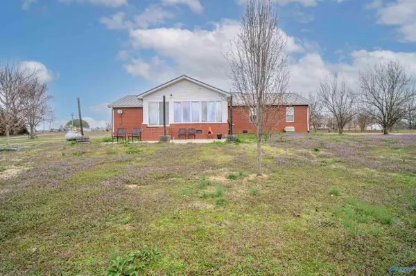 14801 Alabama Highway 20, Florence, AL 35633