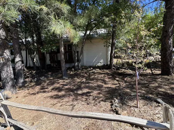 430 E LAGUNA Place, Munds Park, AZ 86017