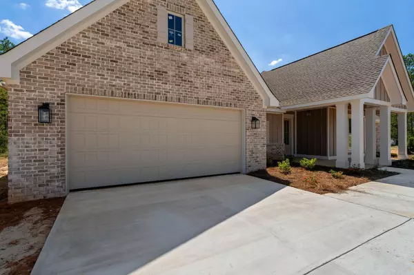 12 Redmont Dr., Sumrall, MS 39482