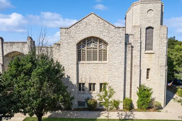 4300 N Hermitage AVE, Chicago, IL 60613