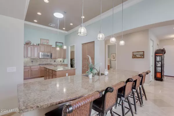 4137 E SOURWOOD Drive, Gilbert, AZ 85298