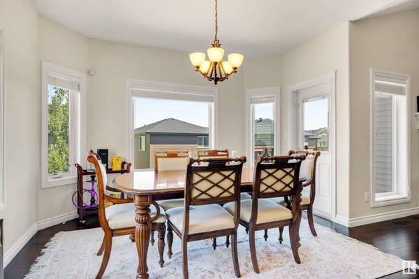 3314 WEIDLE WY SW, Edmonton, AB T6X 1T1