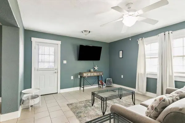 307 Martin AVE, Bridge City, TX 77611