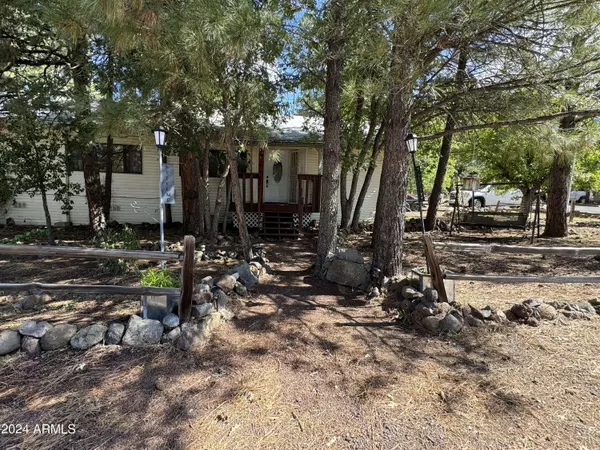 430 E LAGUNA Place, Munds Park, AZ 86017